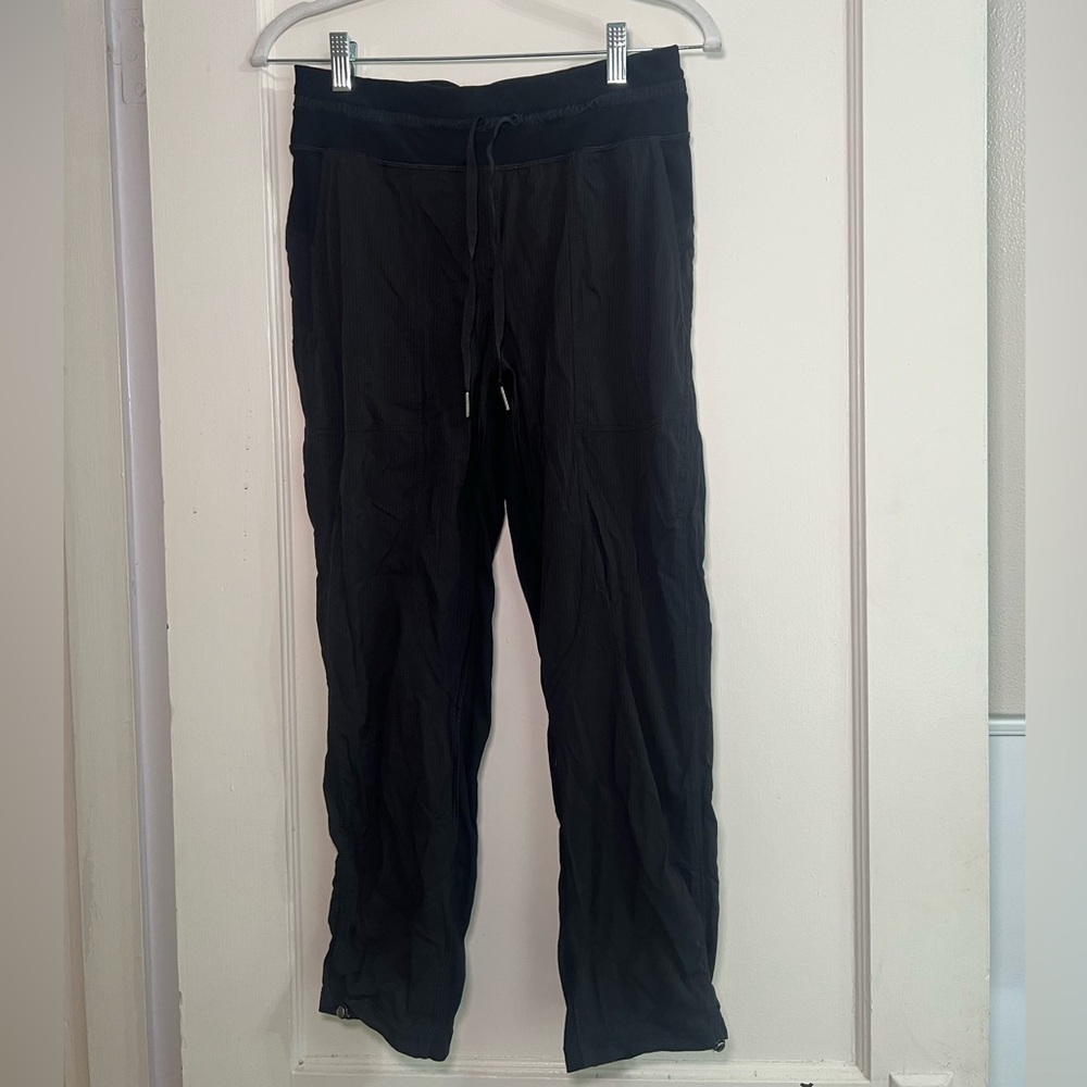 Lululemon Cropped Joggers